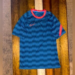 Mens Nike Dri Fit T-Shirt Size Medium